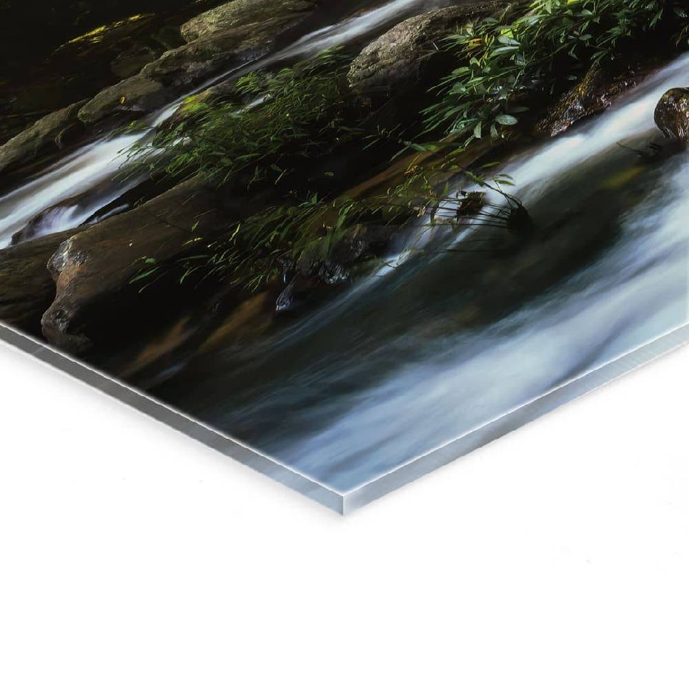 Kaeppel Acrylglasbild Wasserfall im Wald - Foto Vatertagsangebot