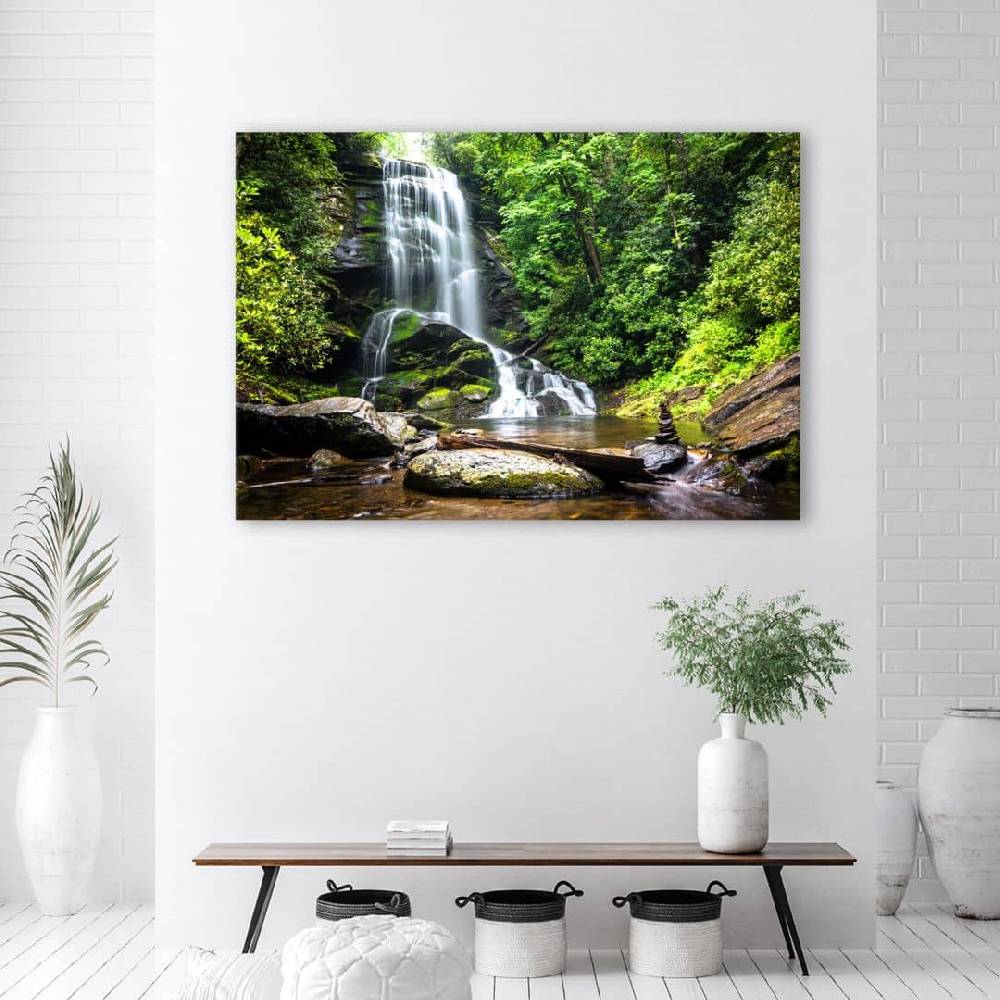 Kaeppel Leinwandbild, Wasserfall im grünen Wald Flash Sale
