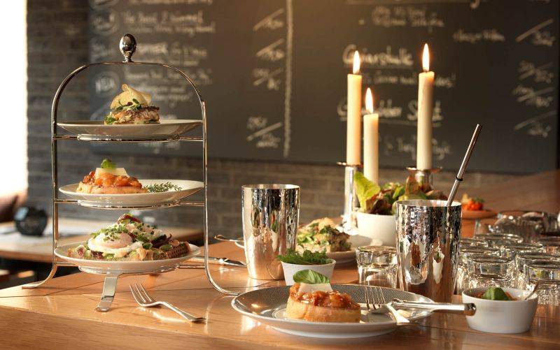 Robbe & Berking Teller-Etagere, klein (90g versilbert) Valentinstagsangebot