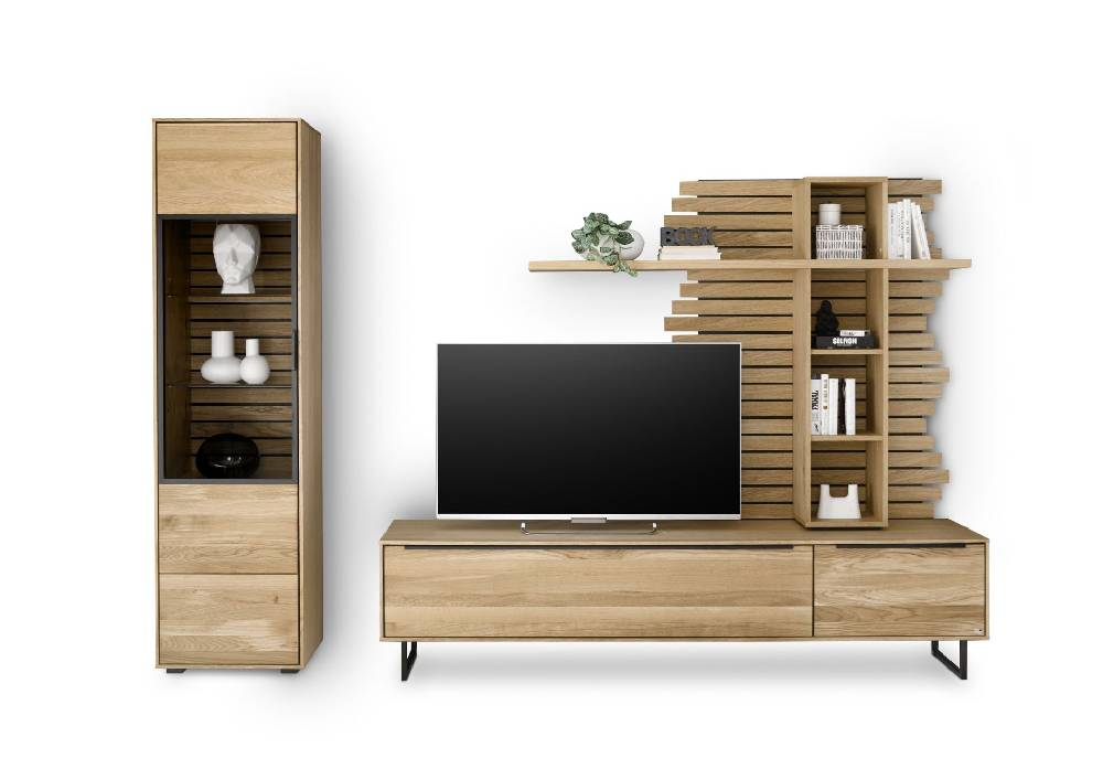 set one by Musterring Wohnwand Jackson Die Sichtbarkeit der Holzstruktur und Äste sind Teil der individuellen Ausstrahlung jedes einzelnen Möbelstückes. Da es sich um ein Naturprodukt handelt, kann sich die Oberfläche verän Exklusivangebot